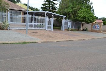 kamogelo guest house