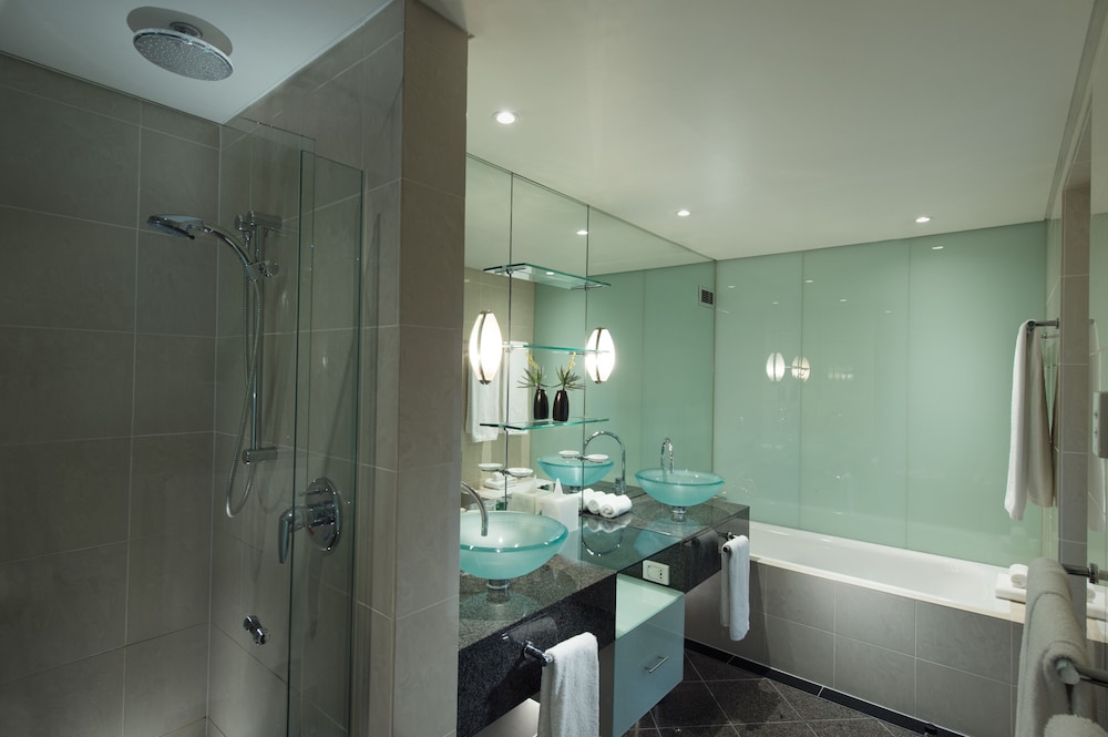 hilton adelaide