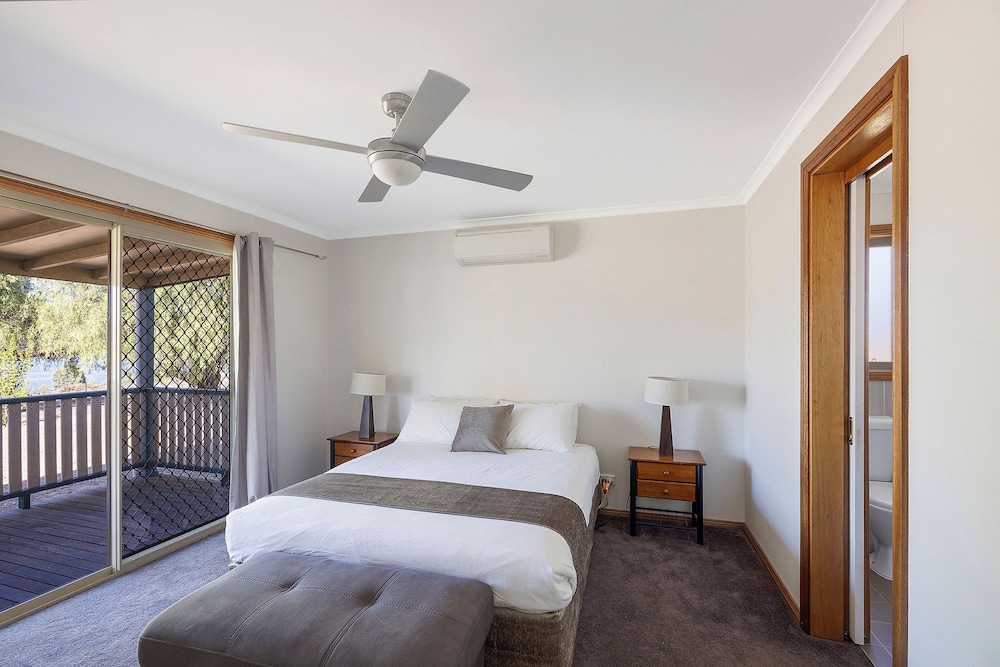 reflections holiday parks grabine