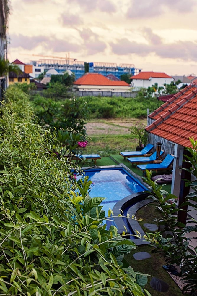 full moon guest house