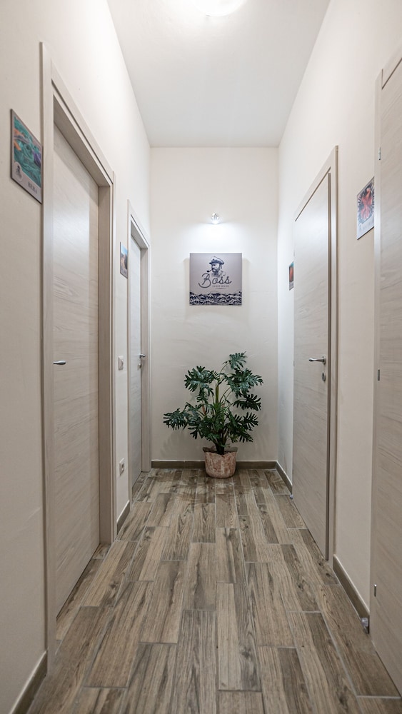 boss guest house