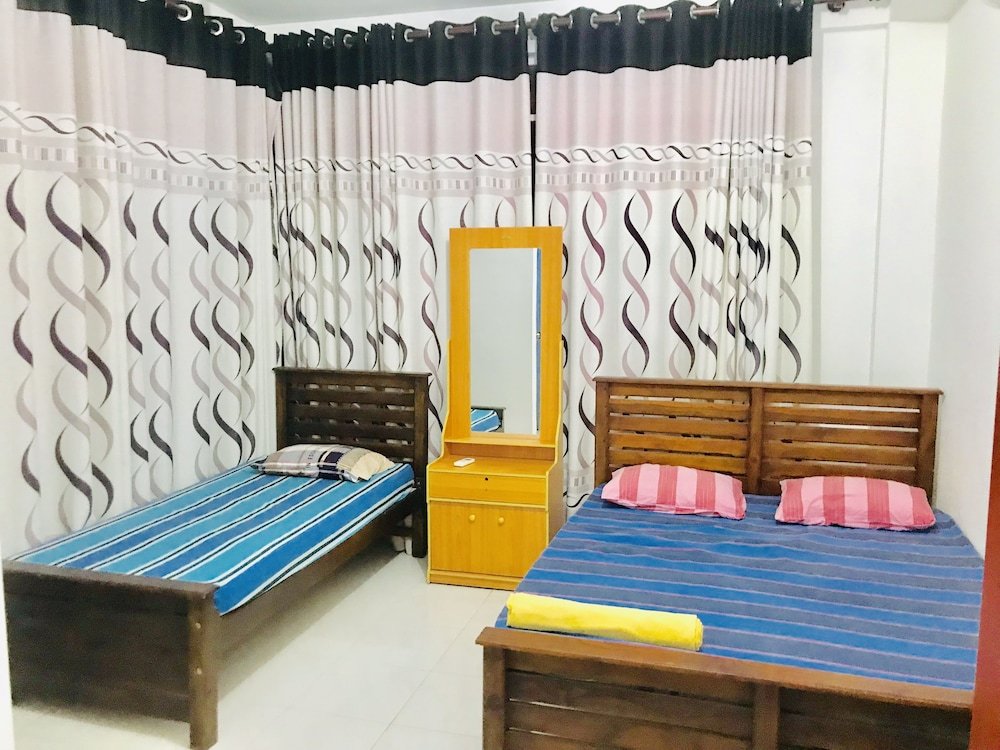 the beach house nilaveli