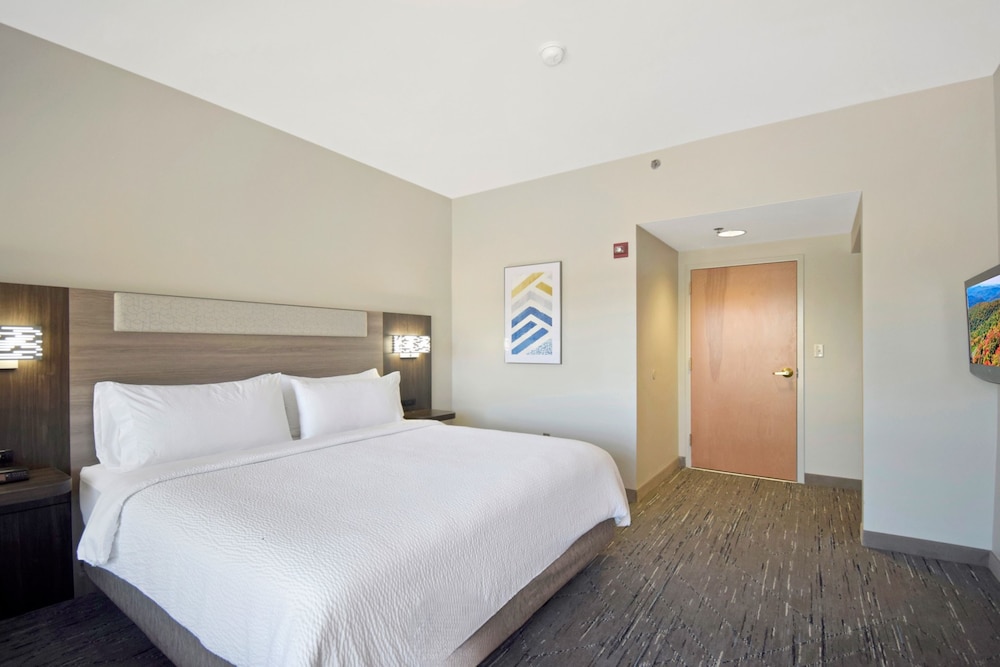 holiday inn express boone by ihg