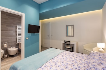 carlas rooms with private bathroom and shared kitchen