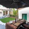 carlas rooms with private bathroom and shared kitchen