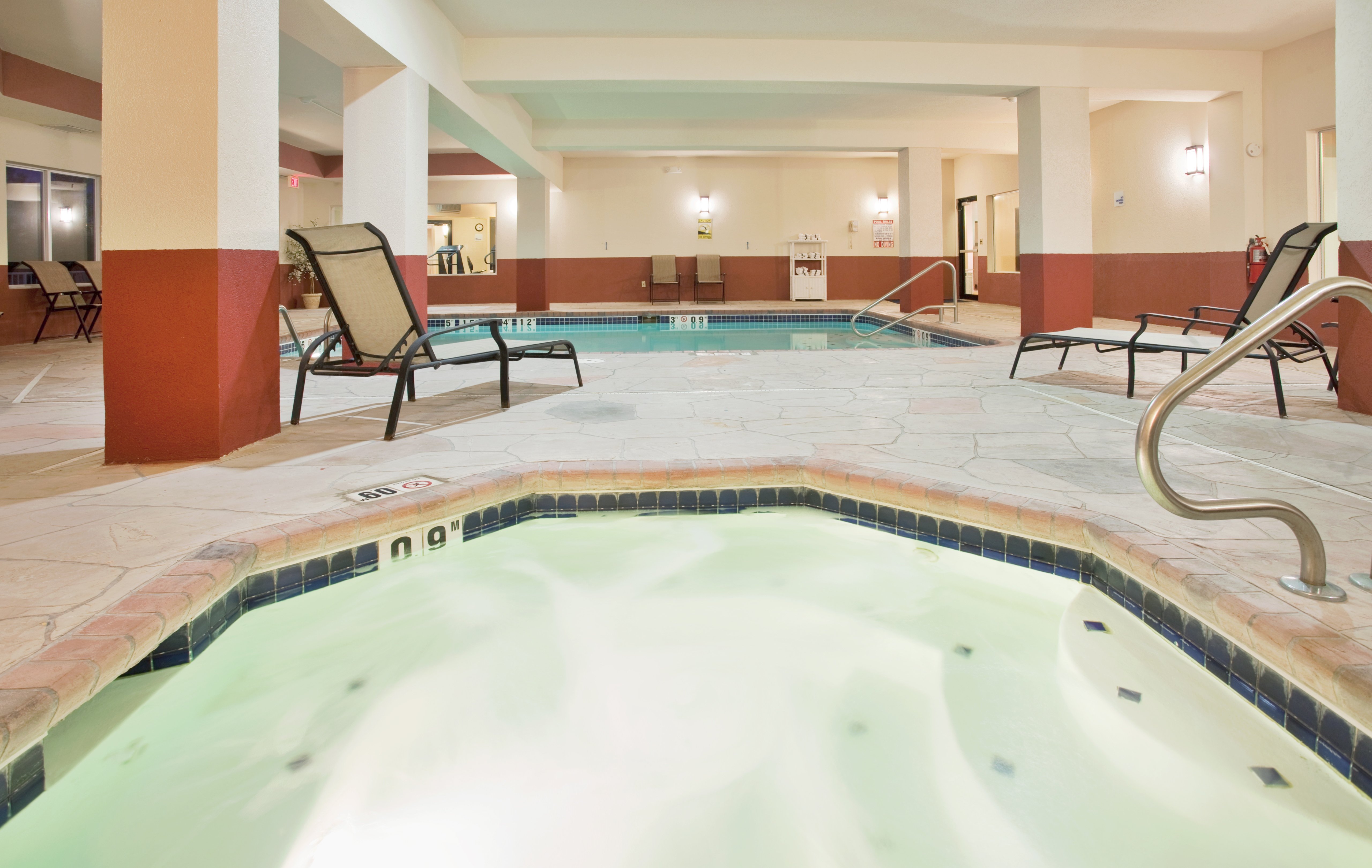 holiday inn express boonville by ihg