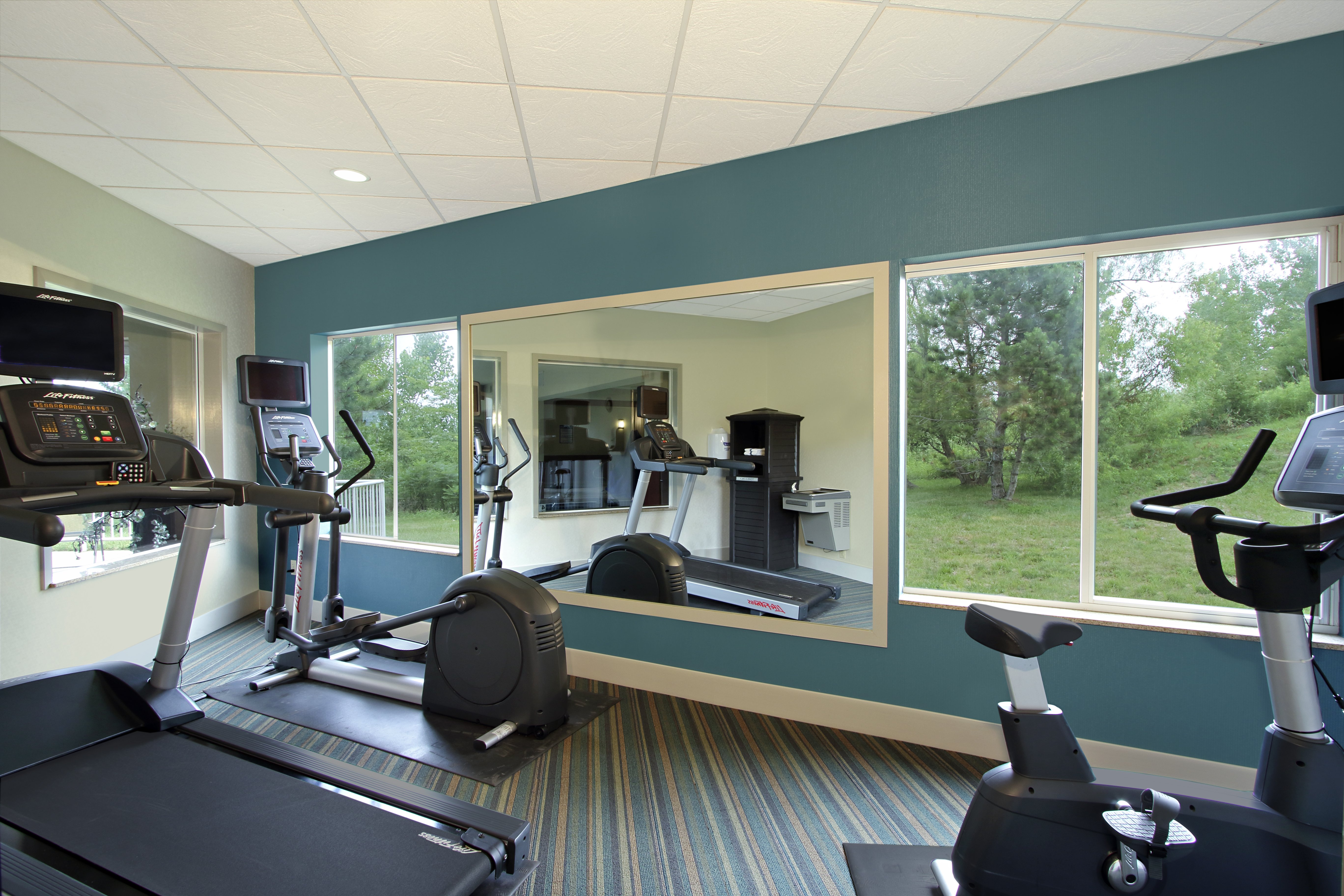 holiday inn express boonville by ihg