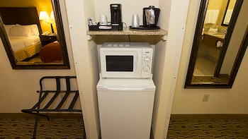 Holiday Inn Express Boonville By Ihg,Columbia>>Boonville,3 star