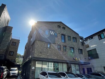 w premium guesthouse incheon airport