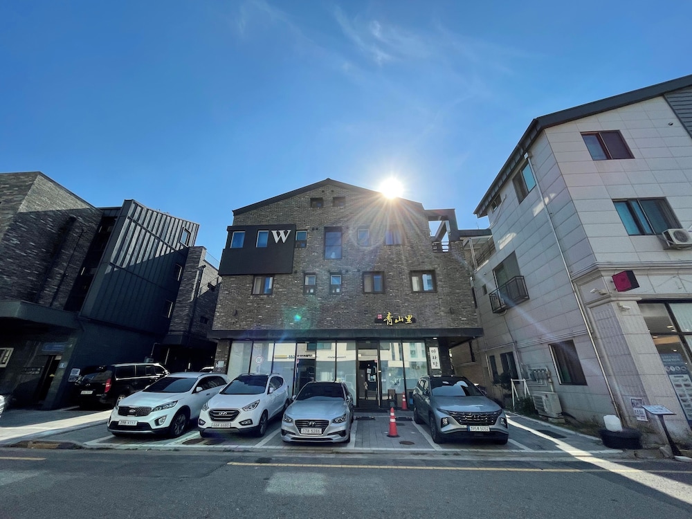 w premium guesthouse incheon airport