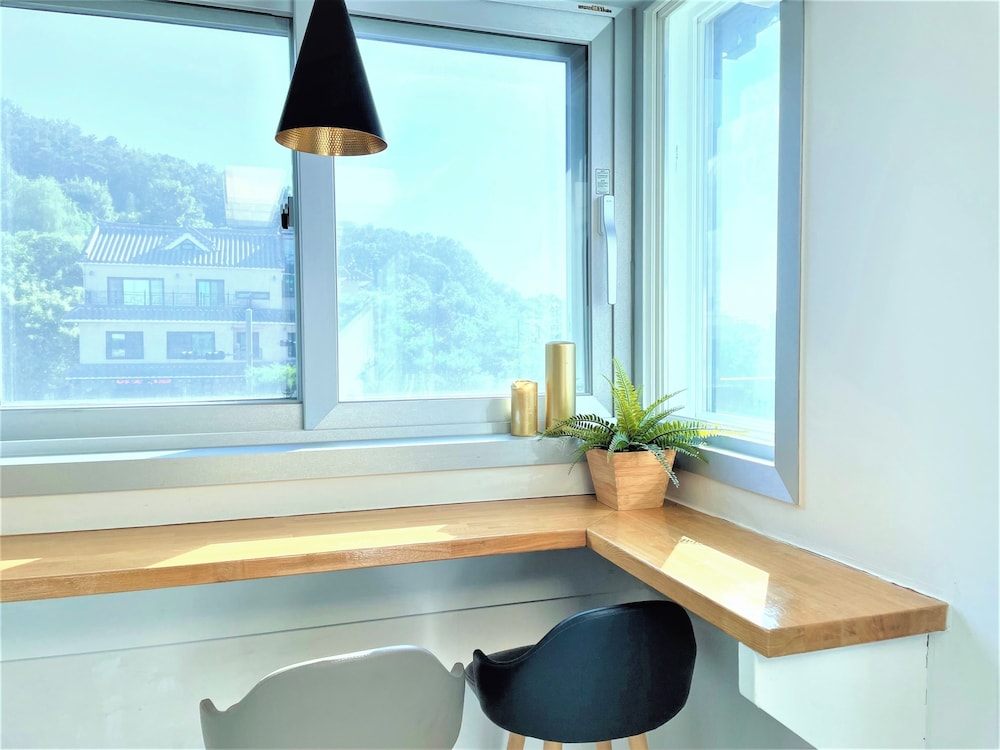 w premium guesthouse incheon airport