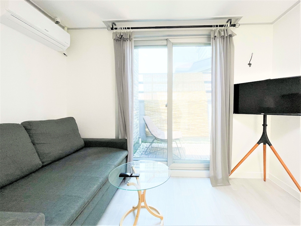 w premium guesthouse incheon airport