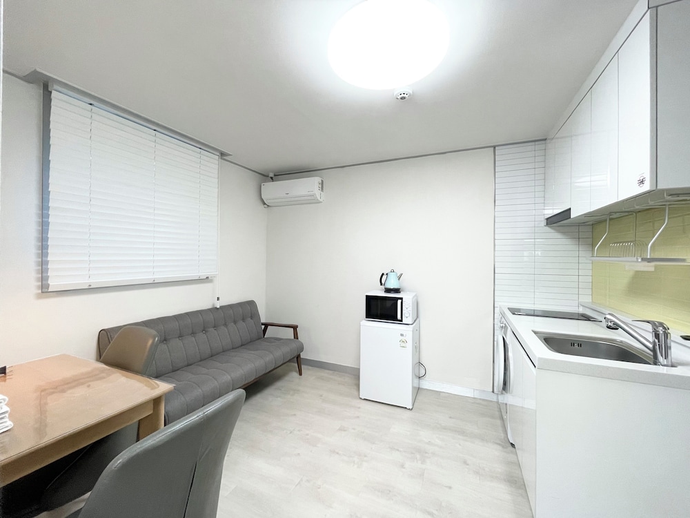 w premium guesthouse incheon airport