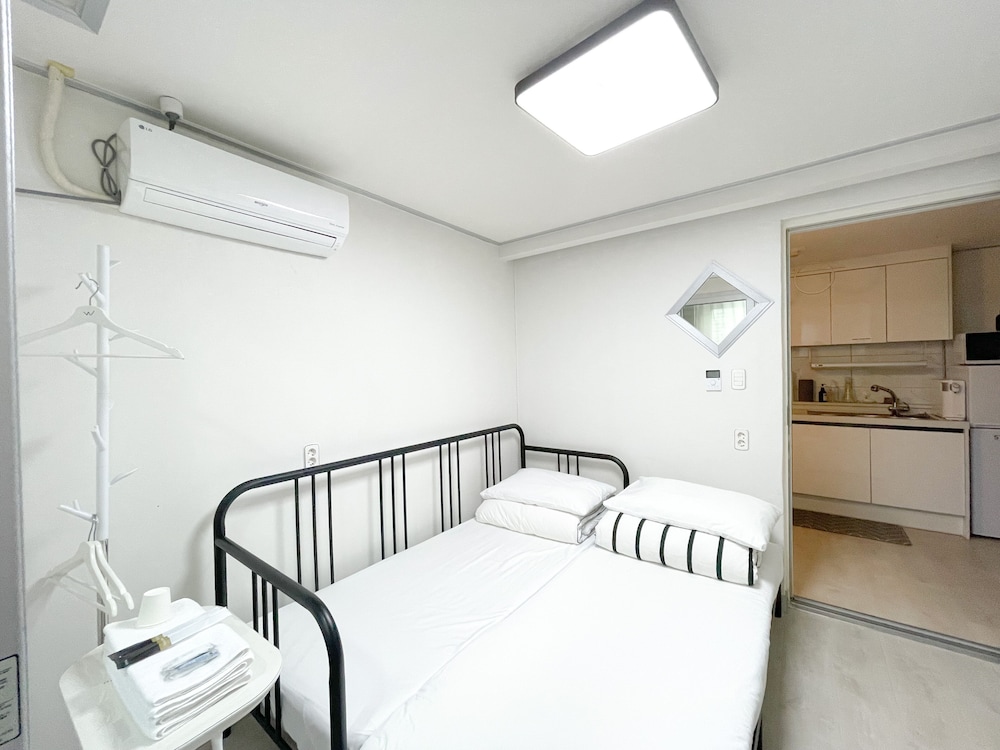 w premium guesthouse incheon airport