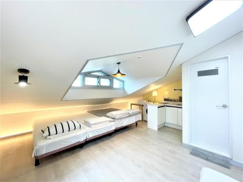 w premium guesthouse incheon airport
