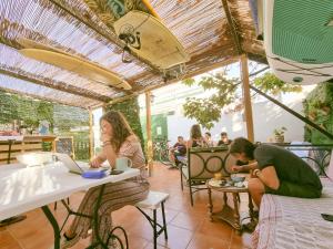 Arena Nest Hostel,Los Gigantes>>Alcala,2 star