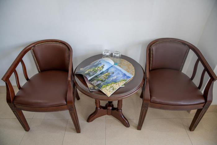 lotus rock hotel da nang