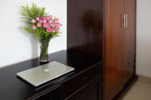 lotus rock hotel da nang