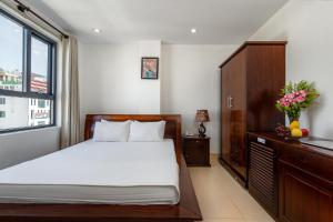 lotus rock hotel da nang