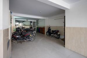 lotus rock hotel da nang