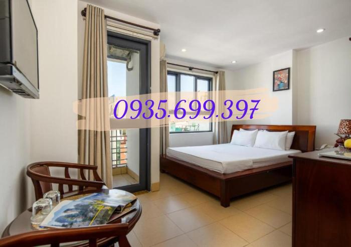 lotus rock hotel da nang