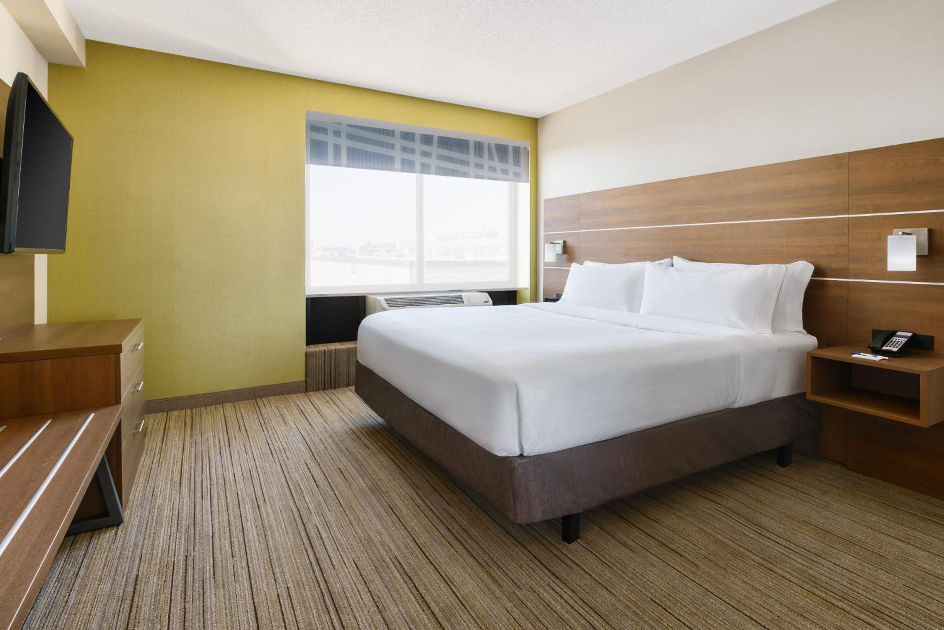 holiday inn express boston by ihg