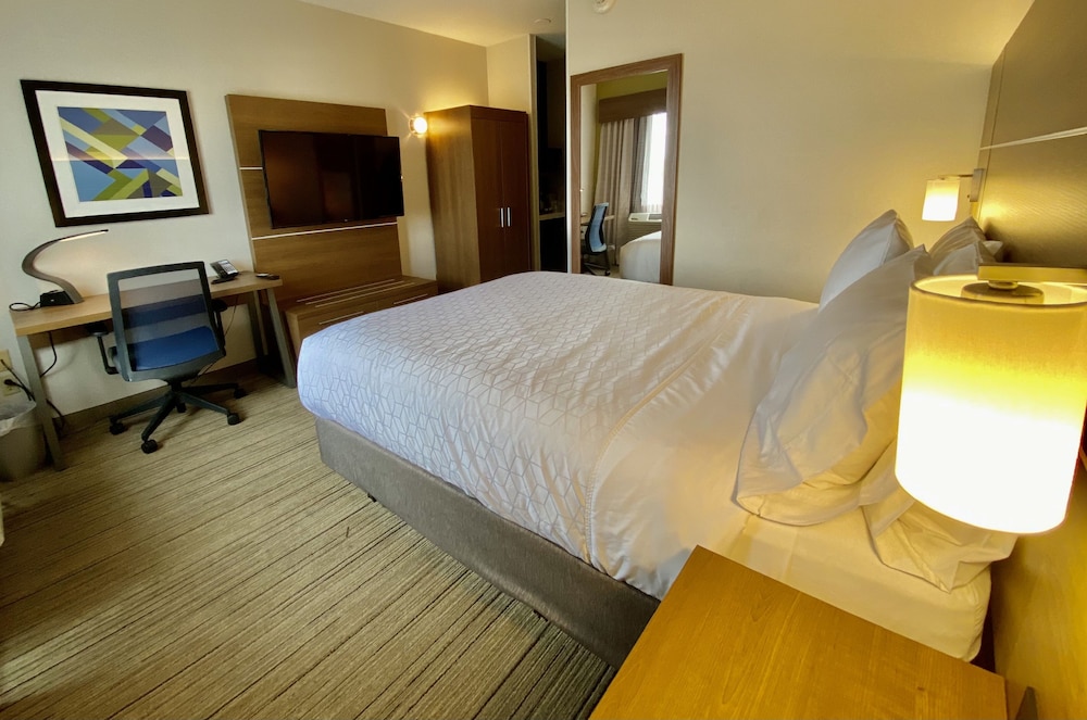 holiday inn express boston by ihg