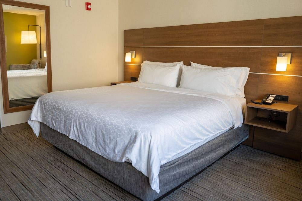 holiday inn express boston by ihg
