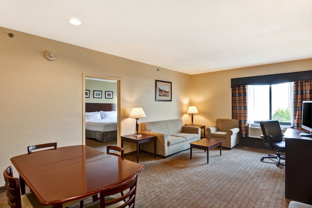 holiday inn express boston by ihg