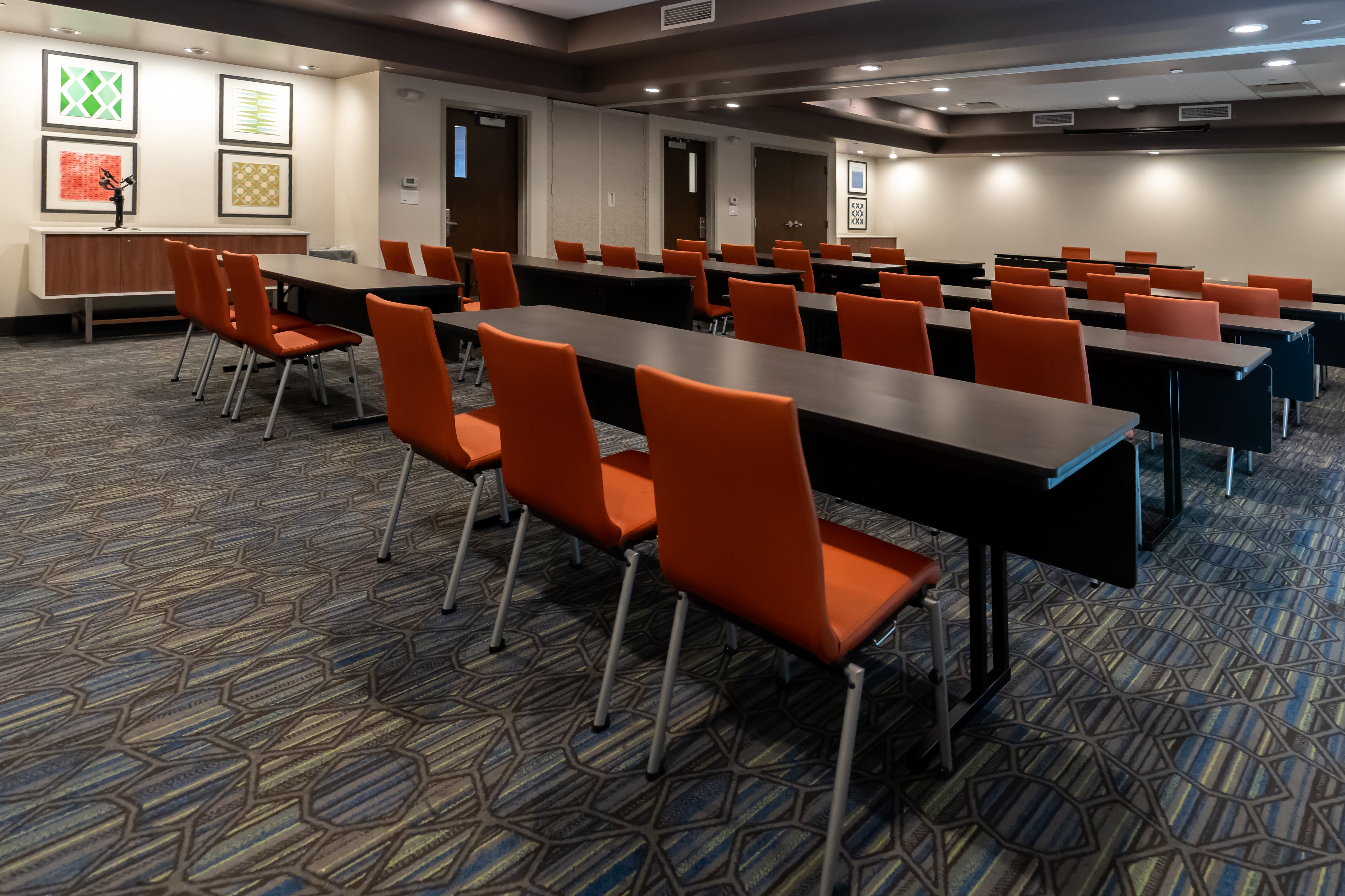 holiday inn express boston by ihg