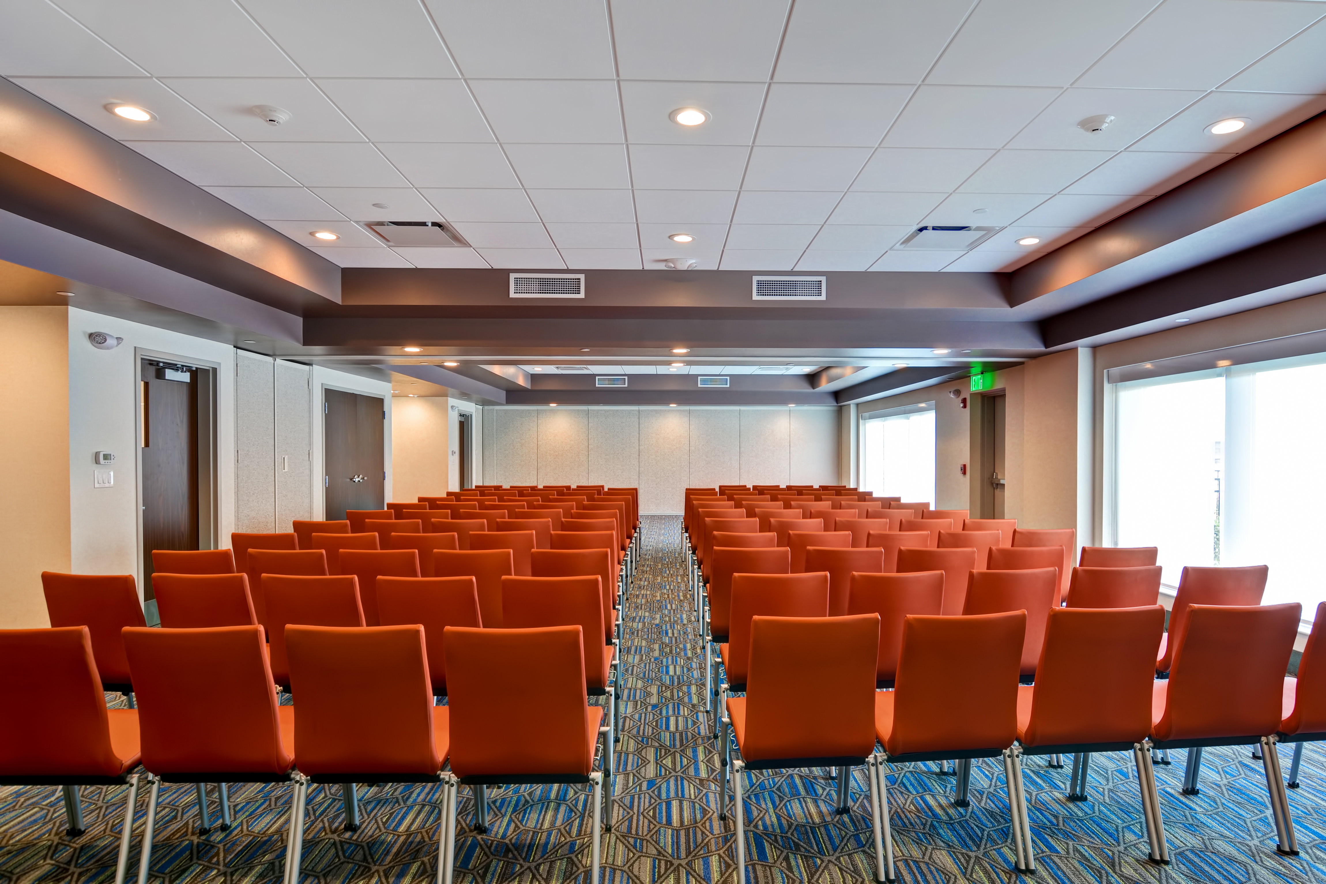 holiday inn express boston by ihg