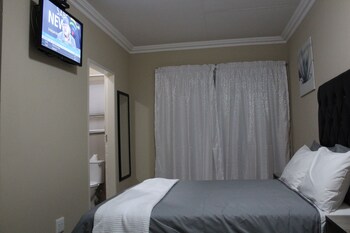 m n m guest house in polokwane turfloop
