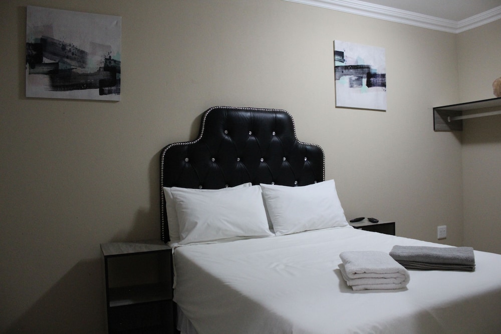 m n m guest house in polokwane turfloop