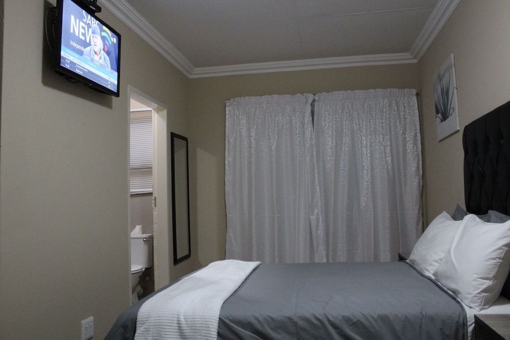 m n m guest house in polokwane turfloop