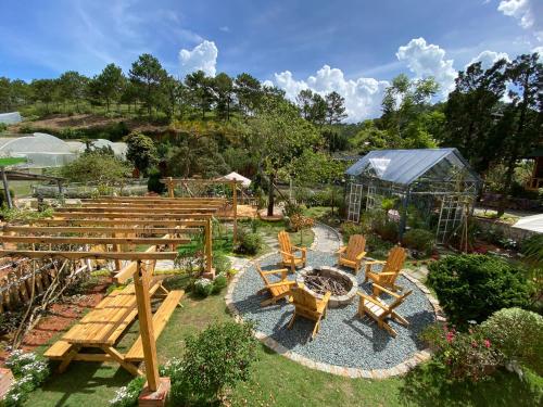 berry valley homestay