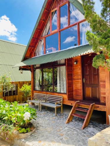 berry valley homestay