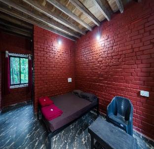 Uk Nature Stay,Sirsi - Yellapur Road Chandagulli Village Idgundi 581359,3 star
