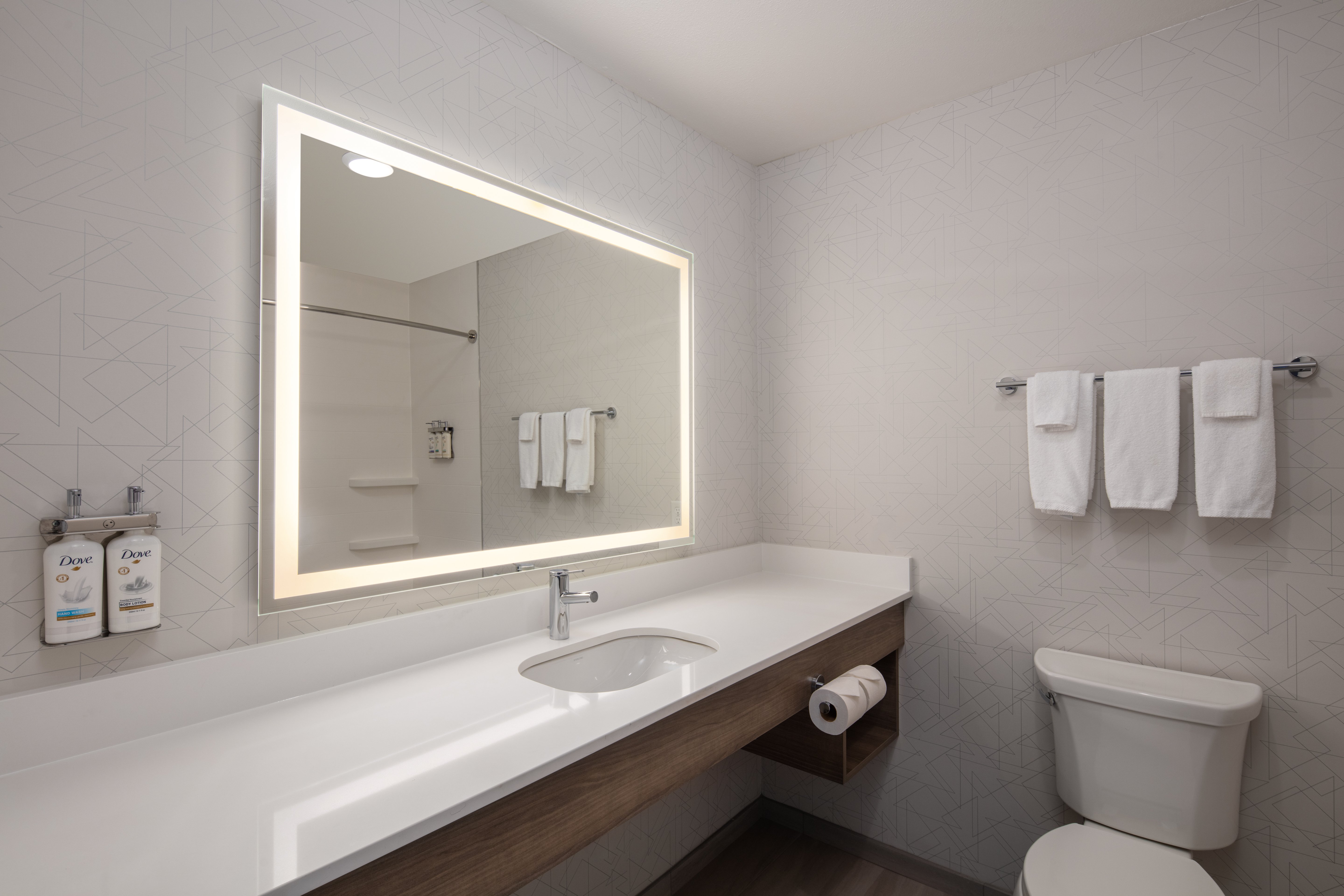 holiday inn express bothell by ihg