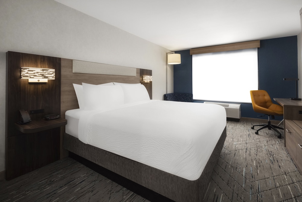 holiday inn express bothell by ihg