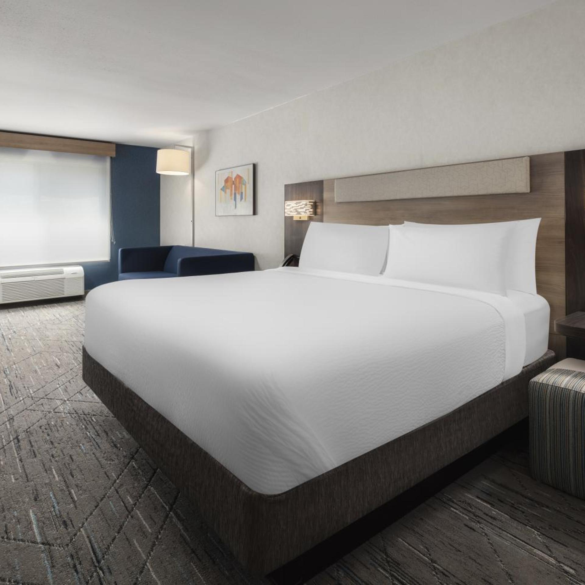 holiday inn express bothell by ihg