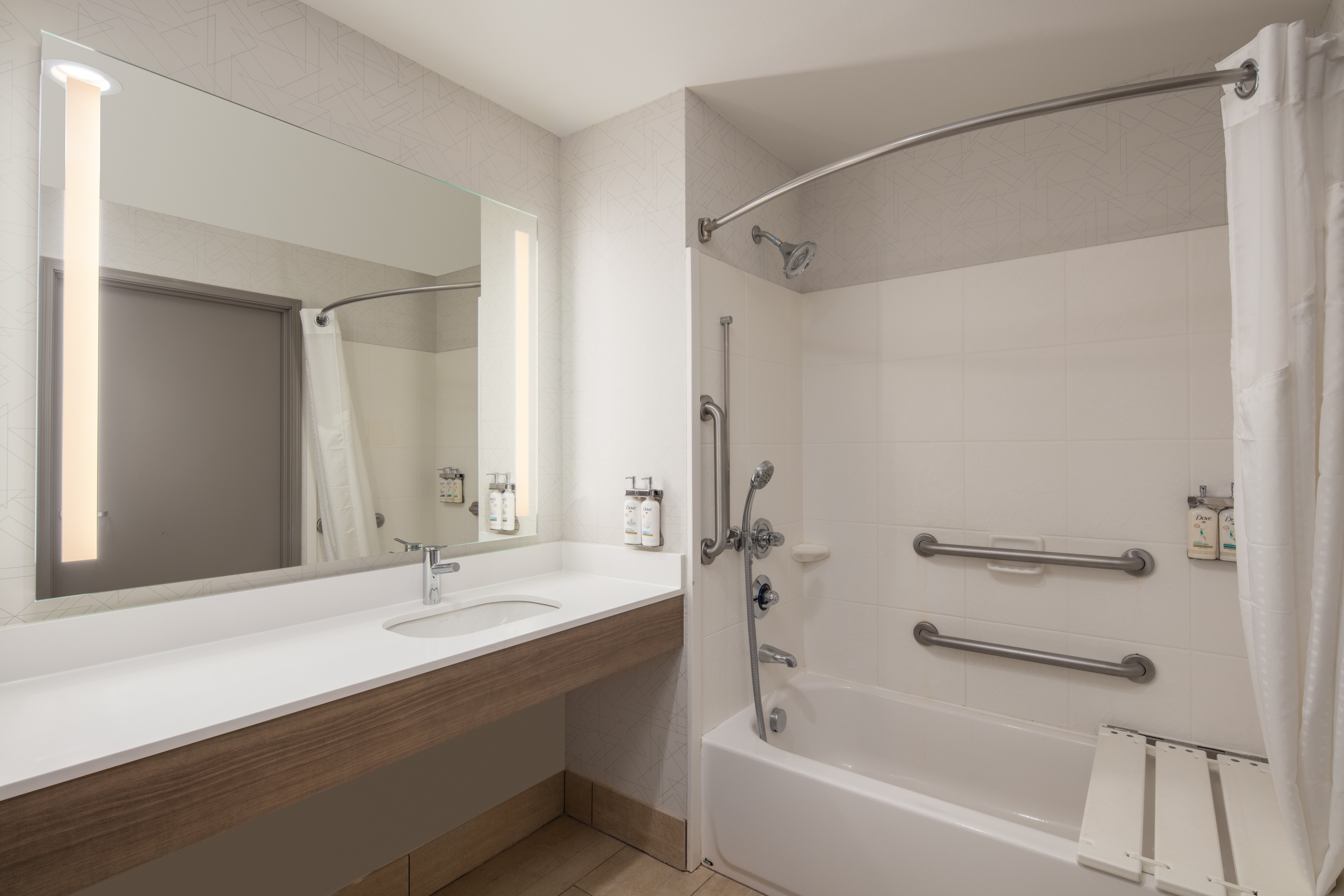 holiday inn express bothell by ihg