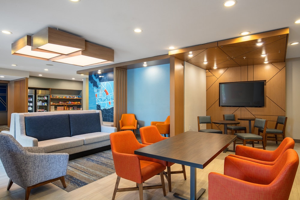 holiday inn express bothell by ihg
