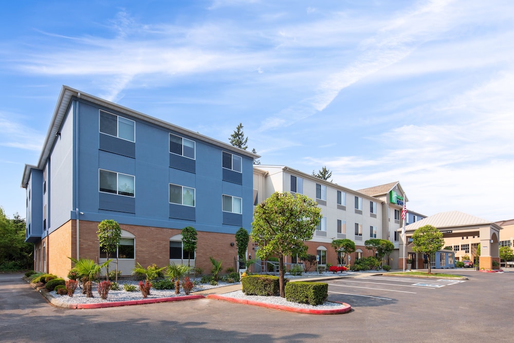 holiday inn express bothell by ihg
