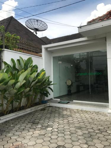 reddoorz plus demangan gejayan