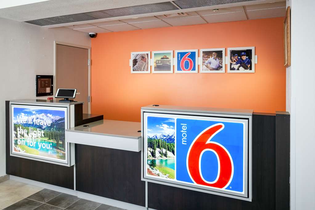 motel 6 anchorage ak midtown