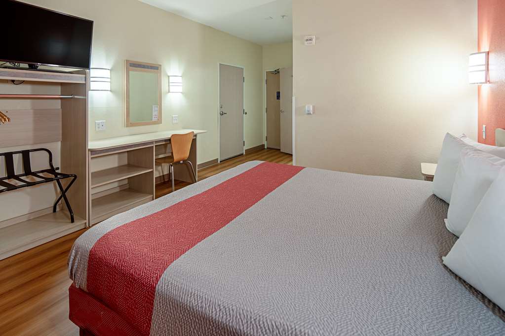 motel 6 anchorage ak midtown