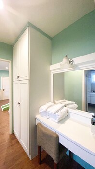 isaalice slip and slide bandb