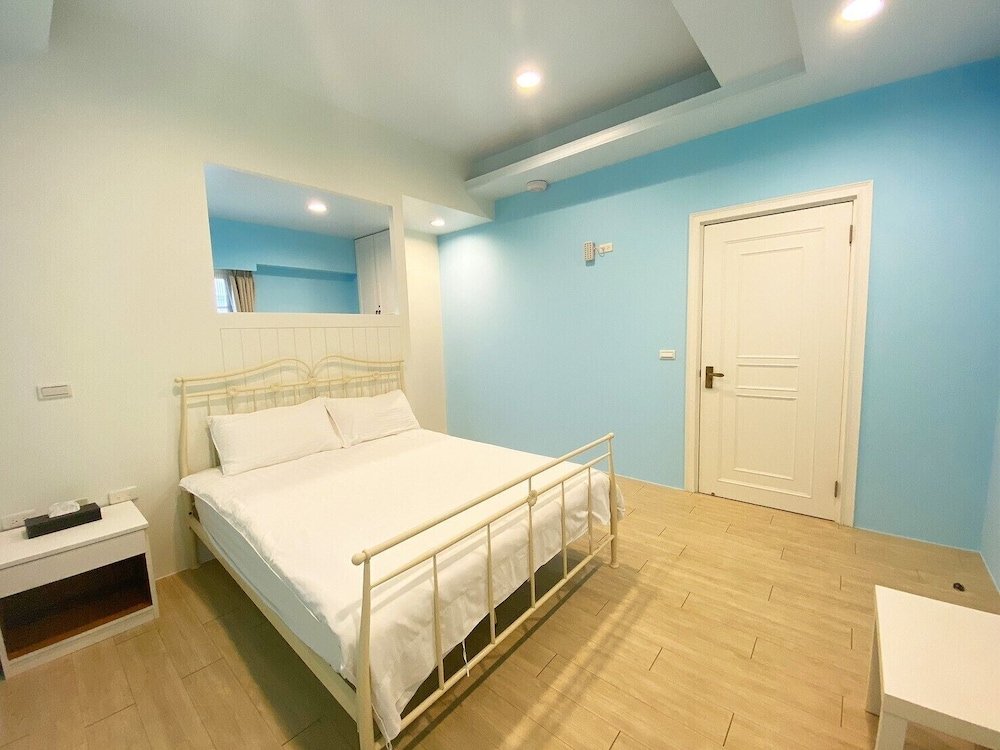 isaalice slip and slide bandb