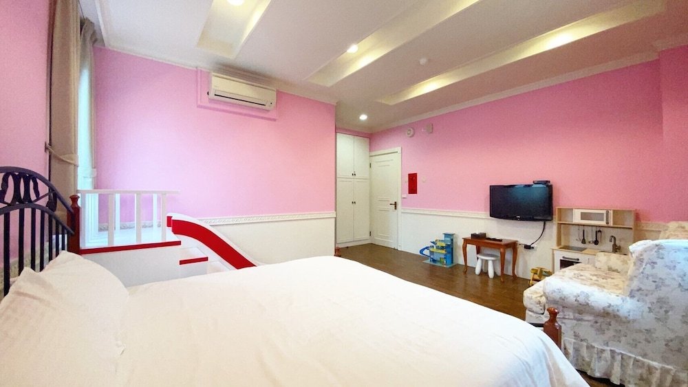 isaalice slip and slide bandb