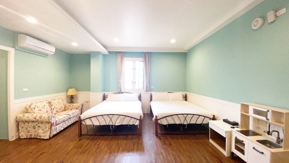 isaalice slip and slide bandb